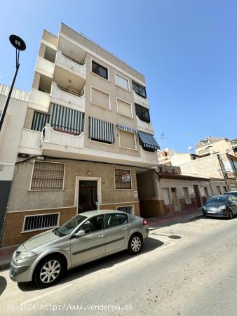  Se vende apartamento en el centro de Guardamar (con cochera opcional) - ALICANTE 