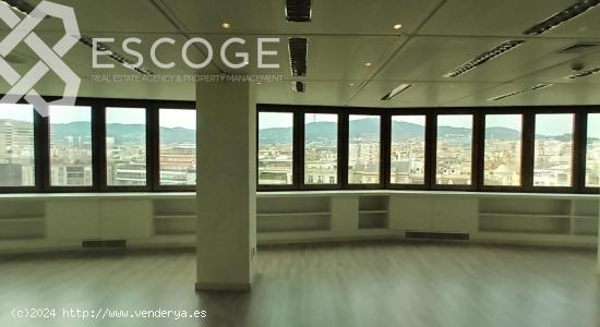  Oficina en alquiler con espectaculares vistas panorámicas (Les Corts) - BARCELONA 
