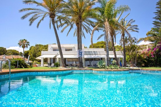  Villa en venta en Málaga (Málaga) 
