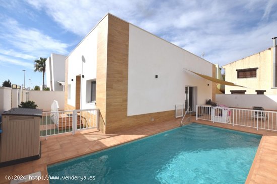  Villa en venta en Almoradí (Alicante) 