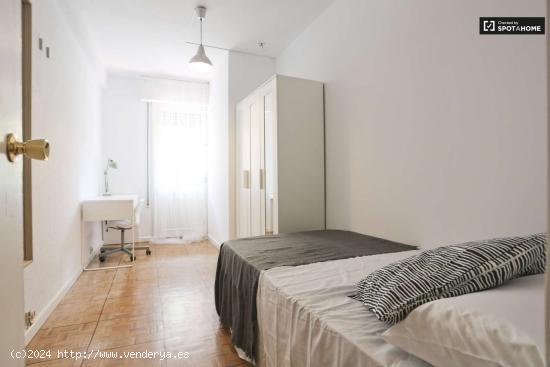  Preciosa habitación con cama individual y balcón en alquiler en Guindalera - MADRID 