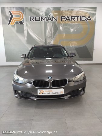  BMW Serie 3 318d touring de 2014 con 261.000 Km por 12.500 EUR. en Sevilla 