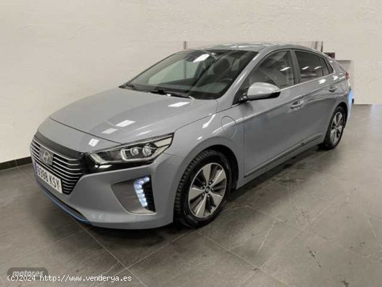  Hyundai Ioniq 1.6 GDI Tecno de 2019 con 93.592 Km por 17.500 EUR. en Madrid 