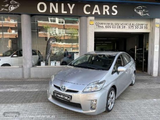  Toyota Prius 1.8 Hsd Executive de 2012 con 194.000 Km por 10.990 EUR. en Barcelona 