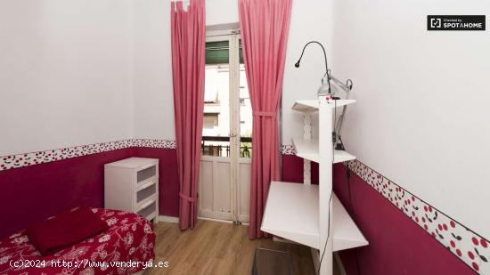  Acogedora habitación con armario independiente en piso compartido, Argüelles - MADRID 