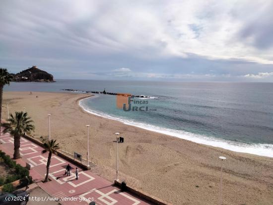  Piso en 1ª línea de playa de Poniente con vistas frontales al mar, en Águilas - MURCIA 