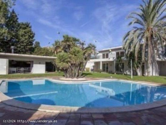  Villa en venta en Paterna (Valencia) 