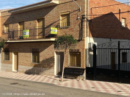  Casa / Chalet en venta en Gálvez de 184 m2 