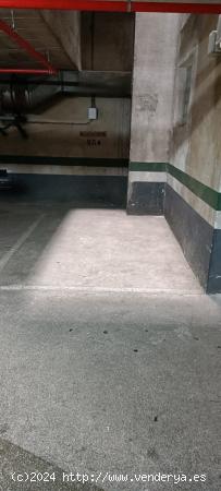  Plaza de parking en venta Travessera de les Corts/Galileo - BARCELONA 