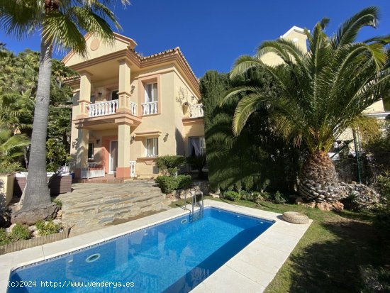  Villa en venta en Istán (Málaga) 