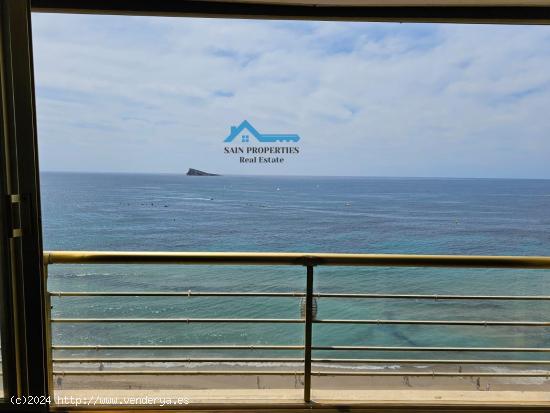  Ático a la venta en 1ª linea de la Playa de Poniente en Benidorm - ALICANTE 