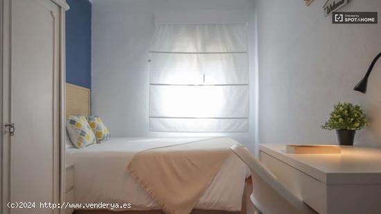  Se alquila habitación en piso de 4 dormitorios en Prosperidad - MADRID 
