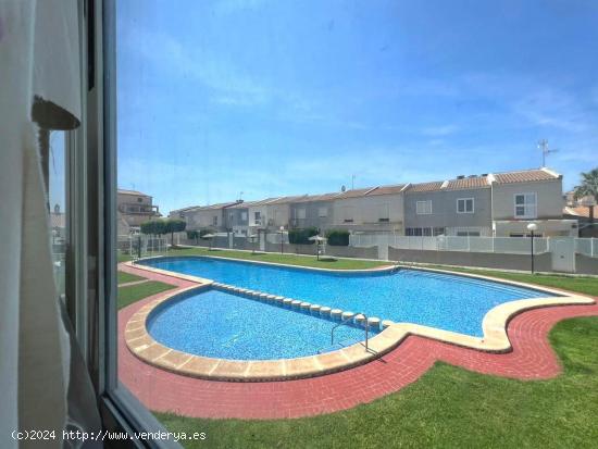  Estupendo apartamento en Aguas Nuevas con vistas a la piscina y orientacion SUR!!! - ALICANTE 
