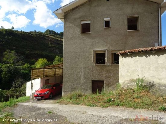 Casa en venta en Oviedo (Asturias)
