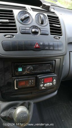Mercedes Vito 111 cdi furgon frigorifico - Arbúcies