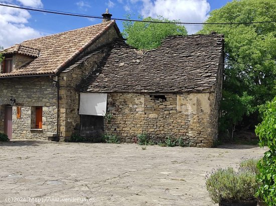  Villa en venta en Aínsa-Sobrarbe (Huesca) 