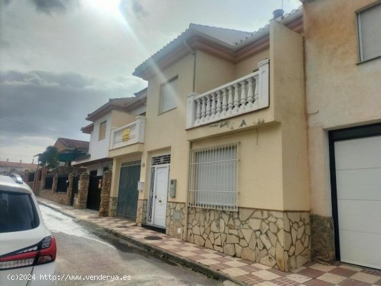 Casa-Chalet en Venta en Durcal Granada Ref: ca118 