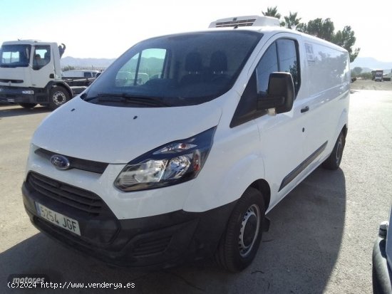  Ford Tourneo Custom VAN 2.2 TDCI FRIGORIFICO. de 2015 con 196.000 Km por 19.000 EUR. en Murcia 