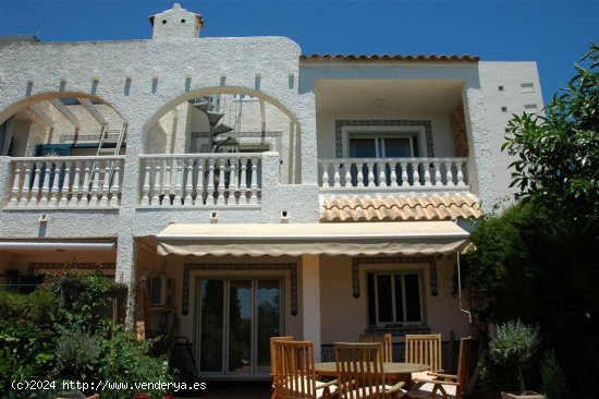  Villa en venta en La Manga del Mar Menor (Murcia) 