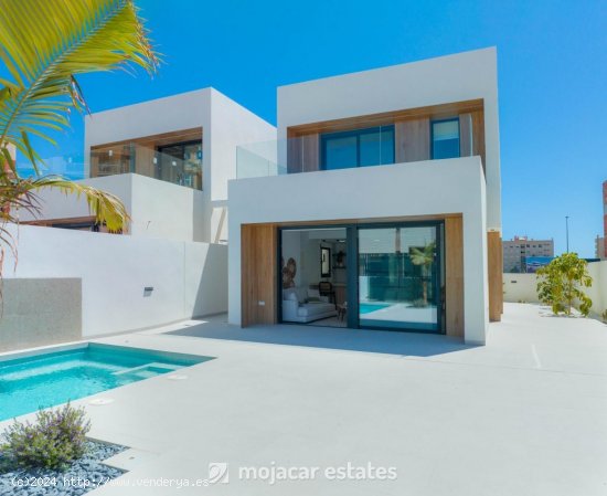 Villa en venta en Águilas (Murcia)