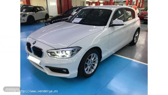  BMW Serie 1 118d Business Auto. de 2017 con 69.000 Km por 18.975 EUR. en Barcelona 