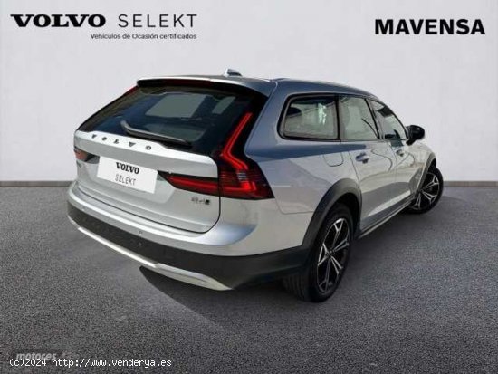 Volvo V 90 V90 Cross Country Pro, B4 AWD mild hybrid (diesel) de 2021 con 76.897 Km por 47.900 EUR. 