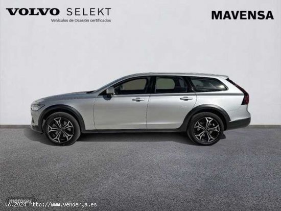 Volvo V 90 V90 Cross Country Pro, B4 AWD mild hybrid (diesel) de 2021 con 76.897 Km por 47.900 EUR. 