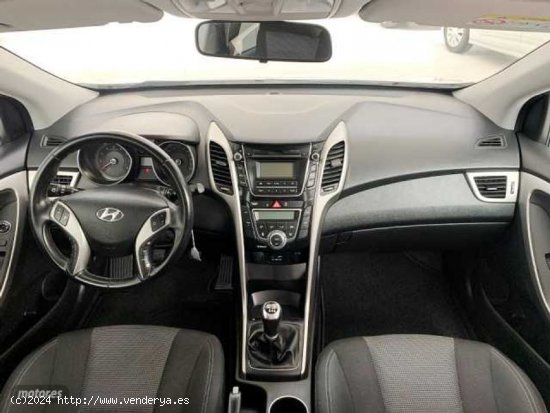 Hyundai i30 1.4 MPI BD 25 Aniversario 100cv de 2017 con 67.000 Km por 13.200 EUR. en Guipuzcoa