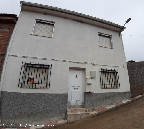  Casa de pueblo en Venta en Robledo Del Buey Toledo 