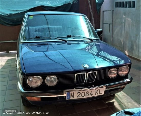  BMW 520i E28 de 1988 con 220.000 Km por 7.500 EUR. en Salamanca 