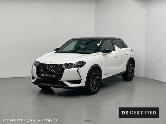  DS Automobiles DS 3 Crossback  50 kW/h  Auto PERFORMANCE LINE+ - Girona 