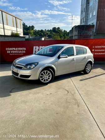  Opel Astra 1.7 ENJOY - A Coruña 